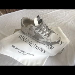 Golden goose superstar classic.